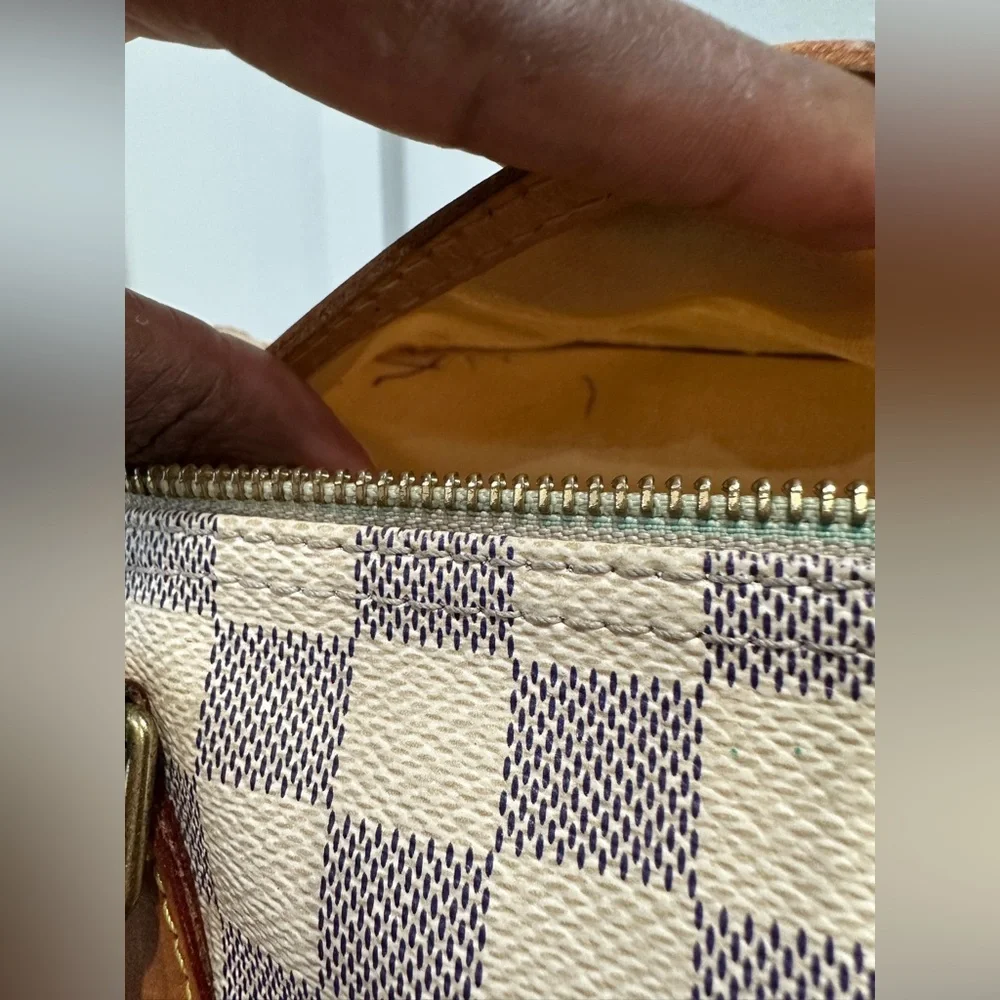Louis Vuitton Damier Azur Speedy 35 - Picture 12 of 17